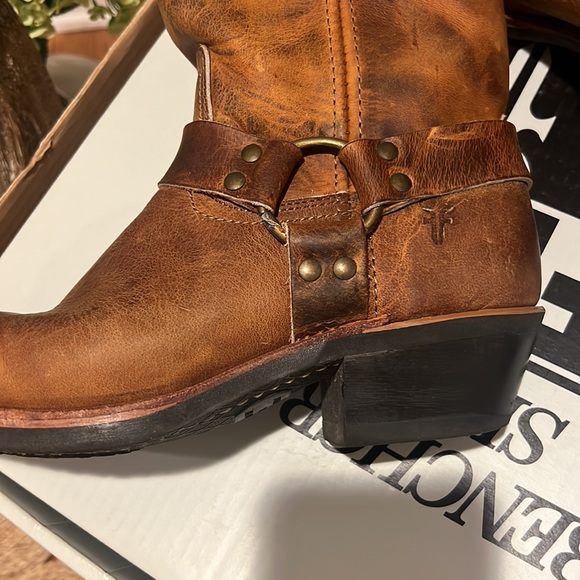 Frye Harness Boot, 12” Length Dark Brown 9M Boots - Picture 7 of 14